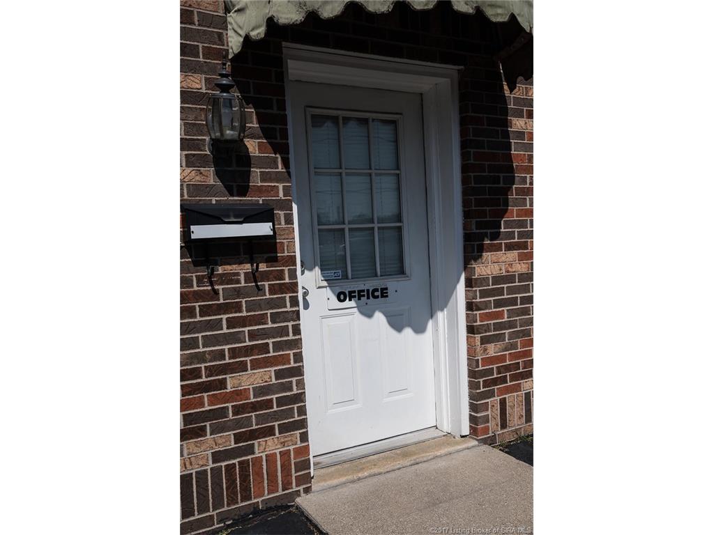 1104 W Cope, Scottsburg, IN 47170