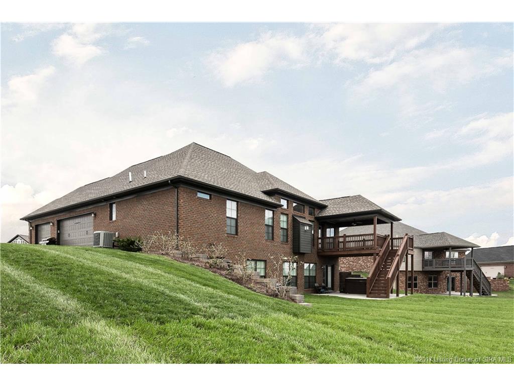 12505 Greenbriar Blvd, Sellersburg, IN 47172