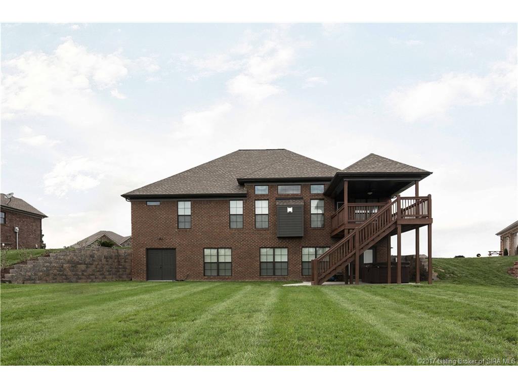 12505 Greenbriar Blvd, Sellersburg, IN 47172