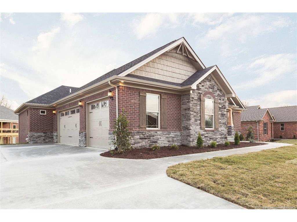 11021 Lo Winged Foot Dr, Sellersburg, IN 47172