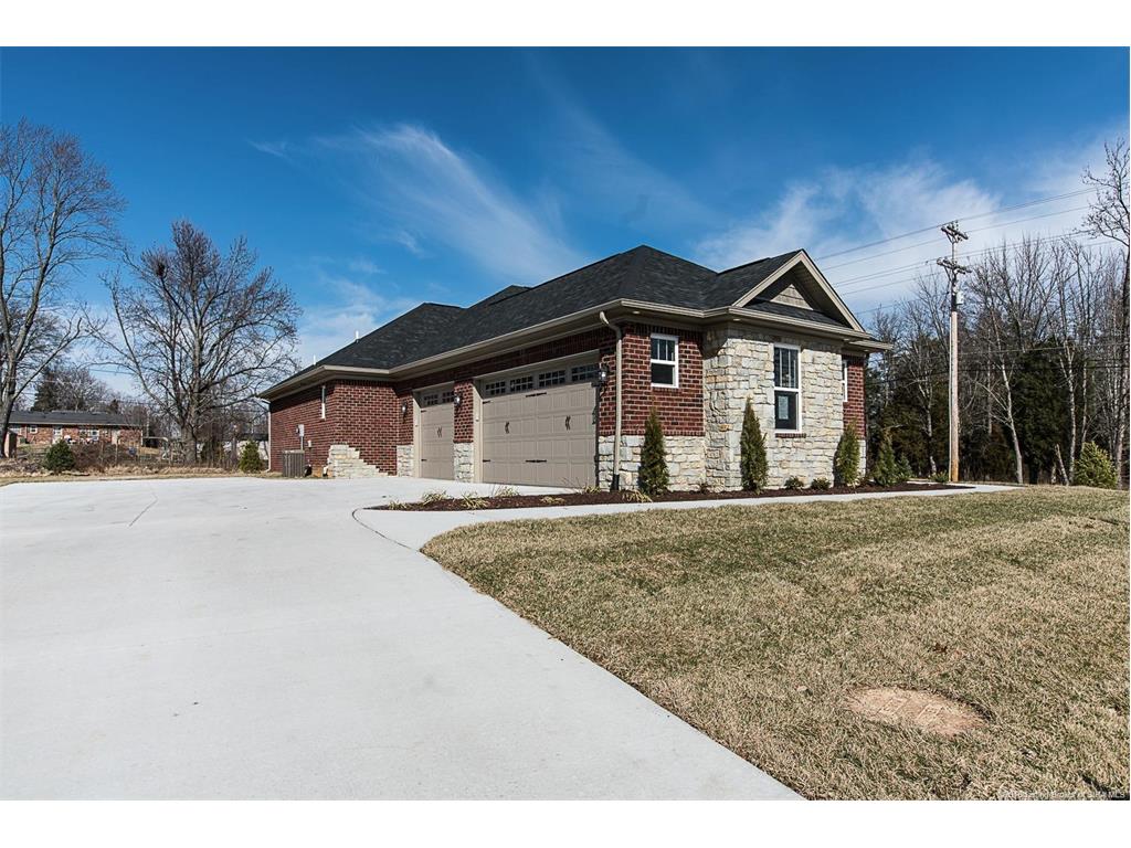 1001 Lot Caiman Ct, Sellersburg, IN 47172