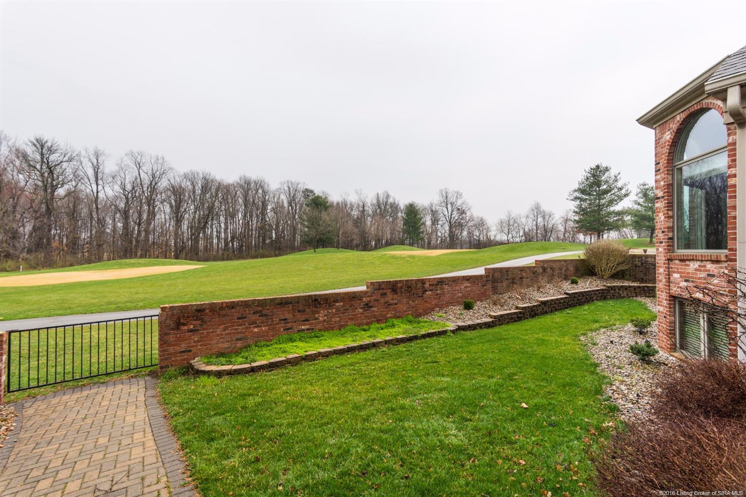 12209 Bridgeway Court, Sellersburg, IN 47172
