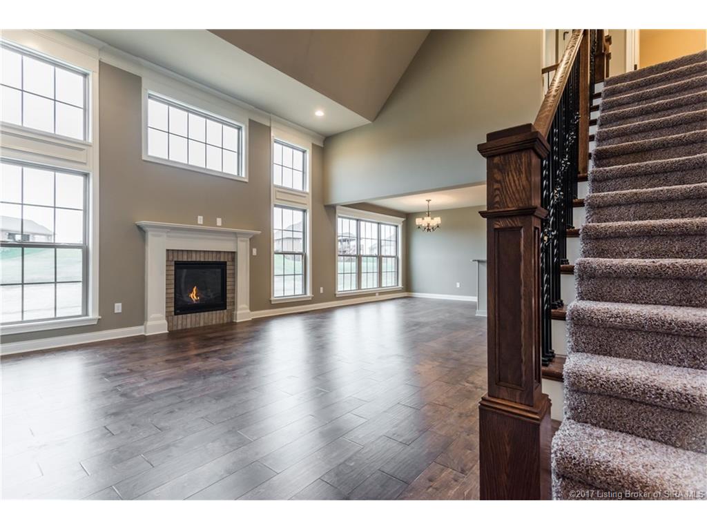 1208 Amy Ave, Sellersburg, IN 47172