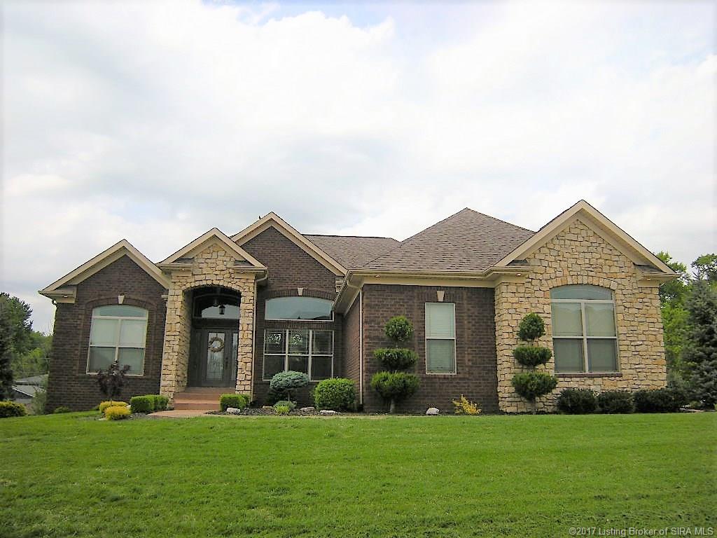 1023 Caiman, Sellersburg, IN 47172