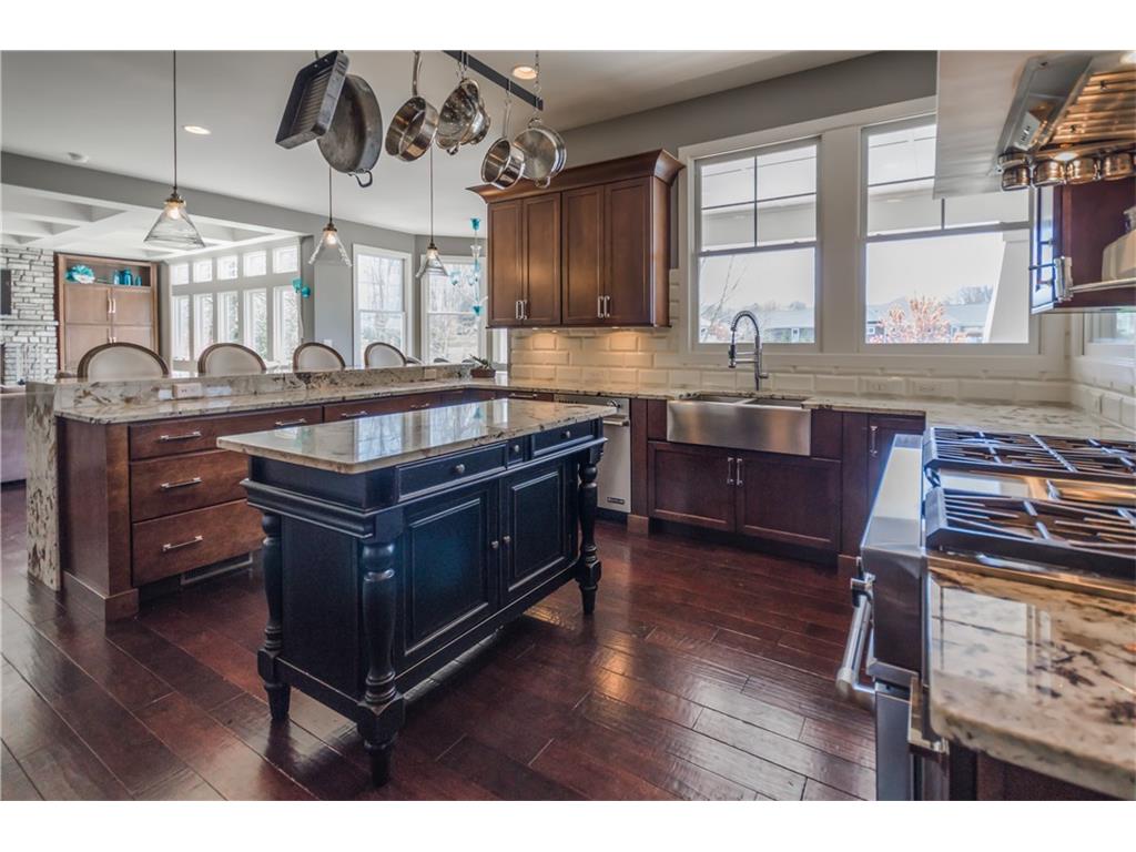 6025 Waterside Drive, Columbus, IN 47201