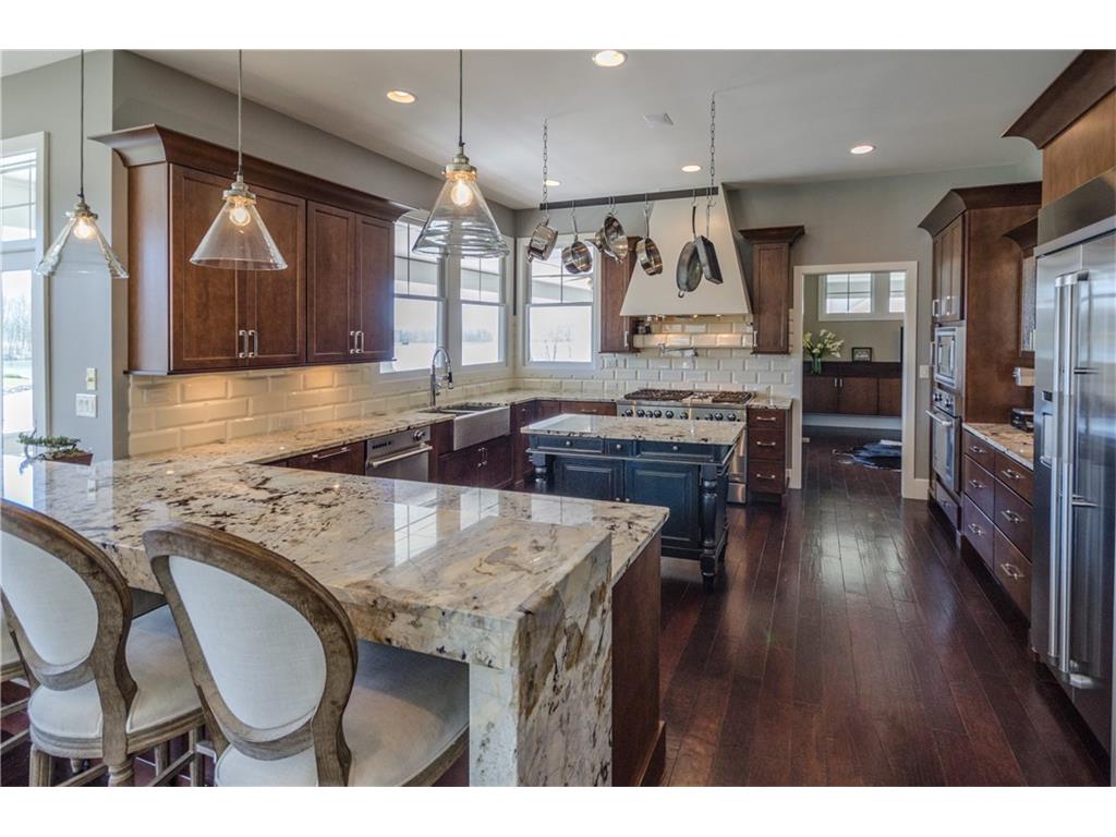 6025 Waterside Drive, Columbus, IN 47201