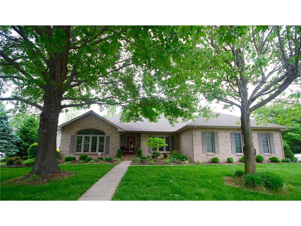 1035 Champion Court, Columbus, IN 47201