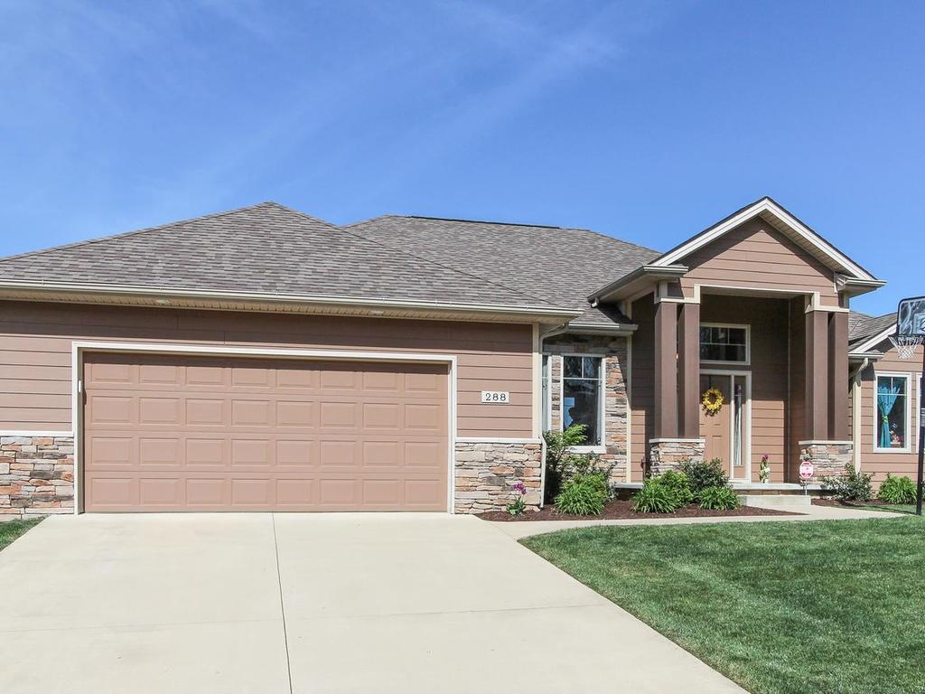 288 Westbrook Court, Columbus, IN 47201