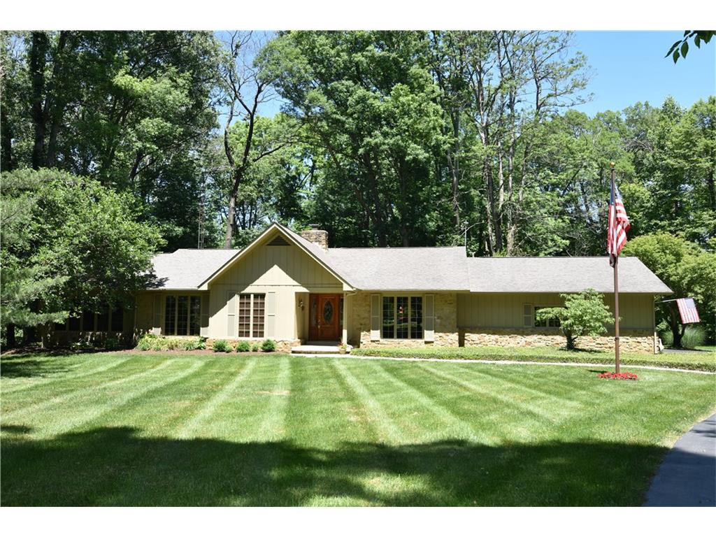 581 South Mutz Drive, Columbus, IN 47201