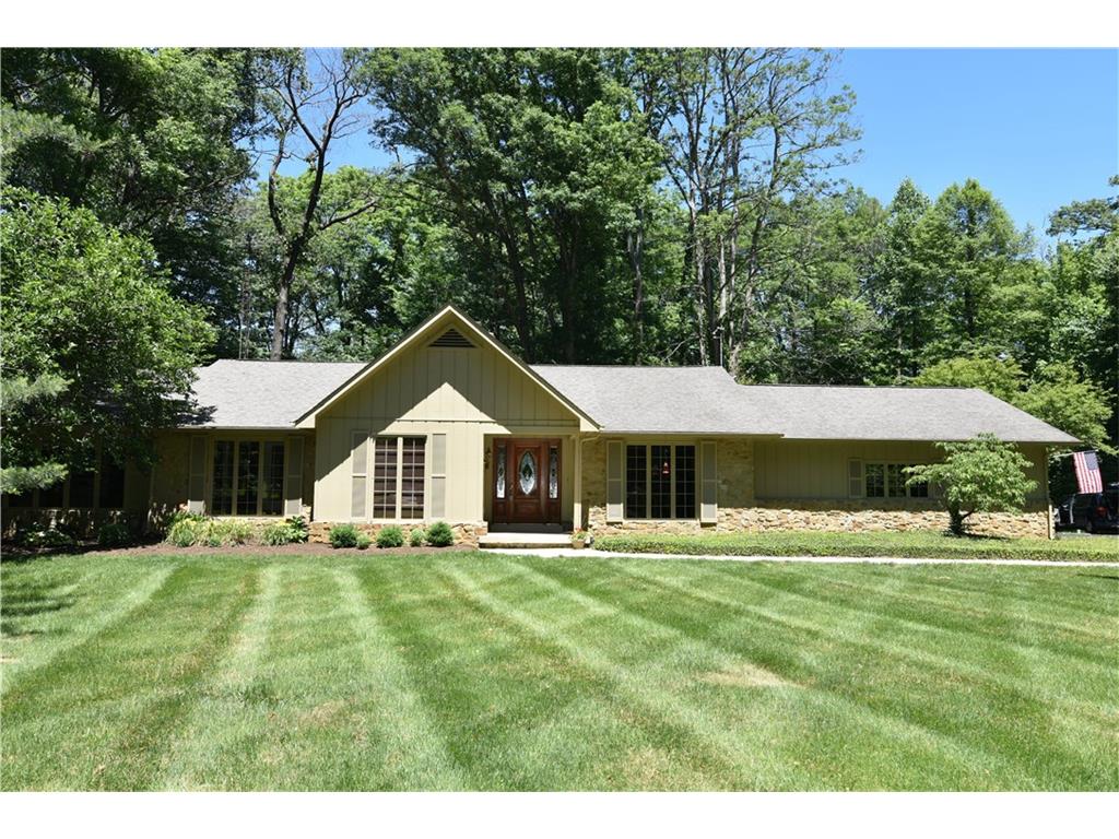 581 South Mutz Drive, Columbus, IN 47201