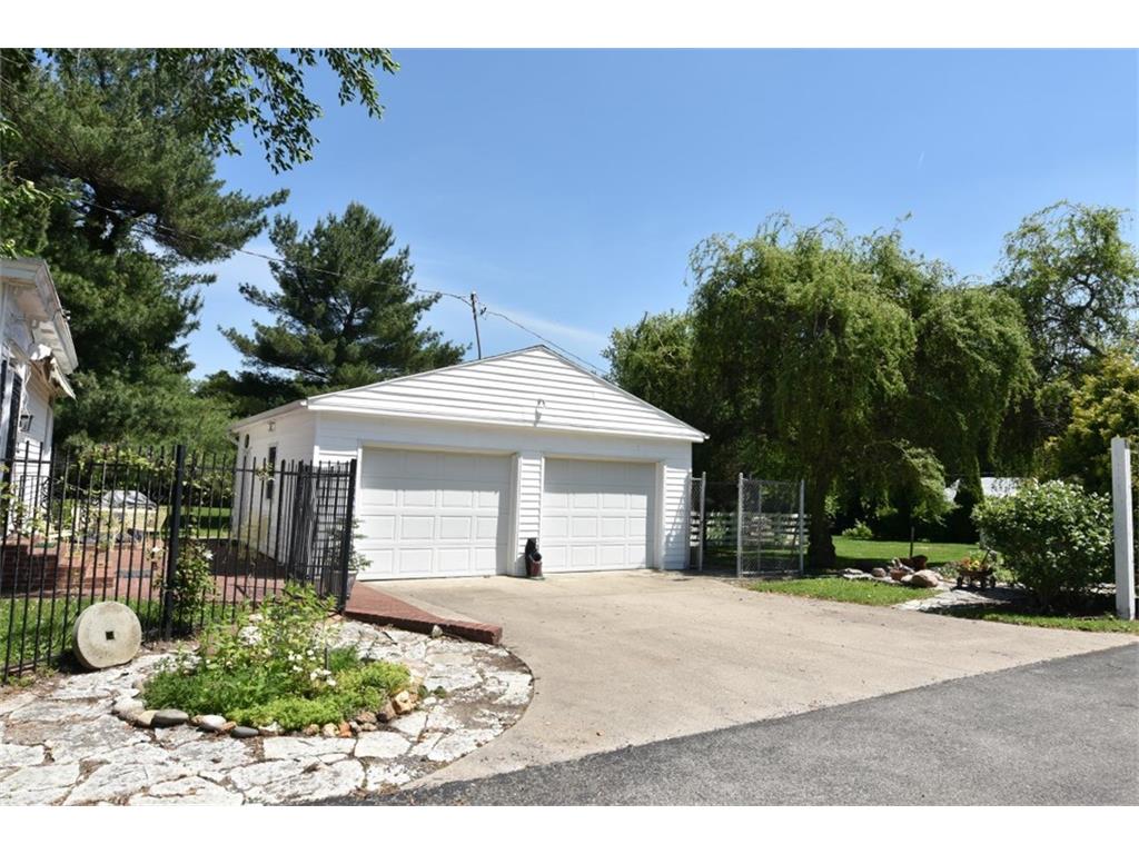 1573 South 475 W, Columbus, IN 47201