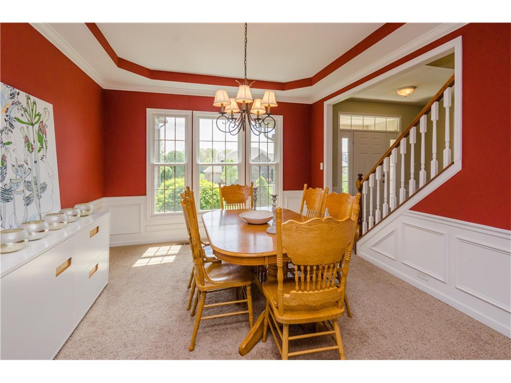 6030 WATERSIDE Drive, Columbus, IN 47201