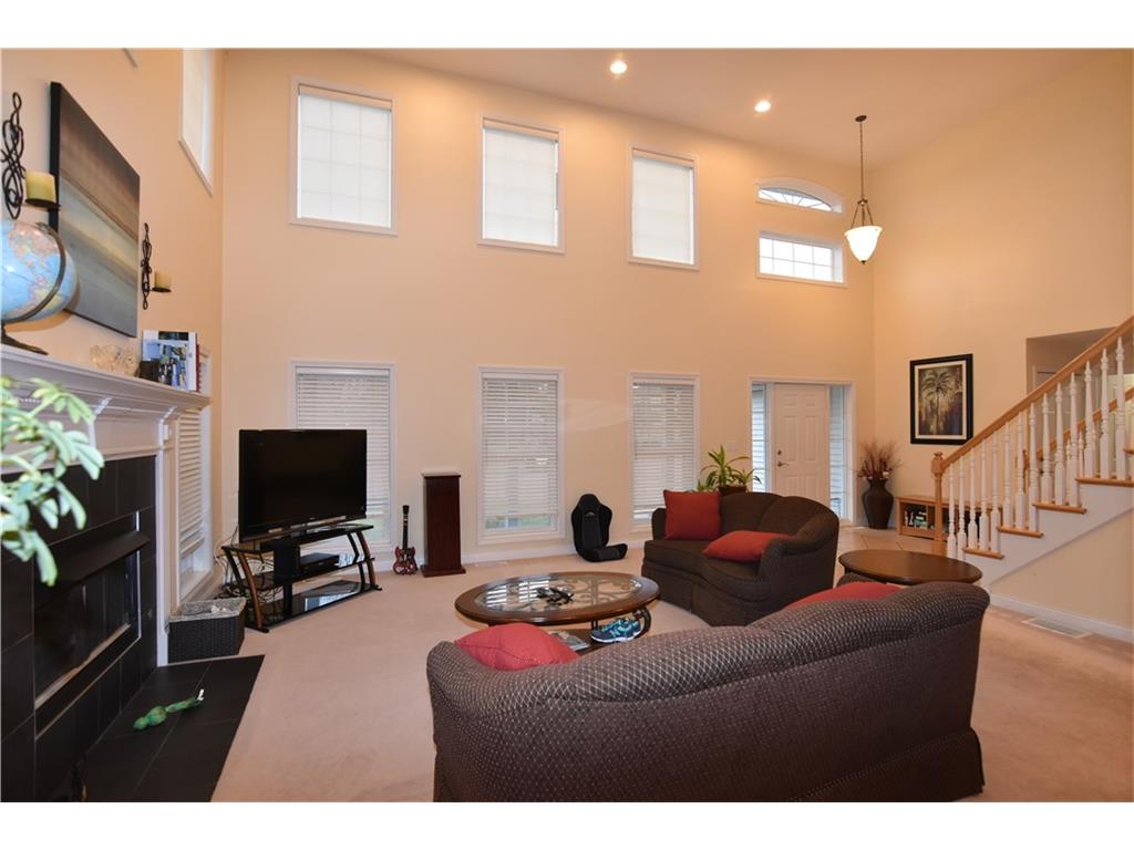 4405 Red Hawk Court, Columbus, IN 47203