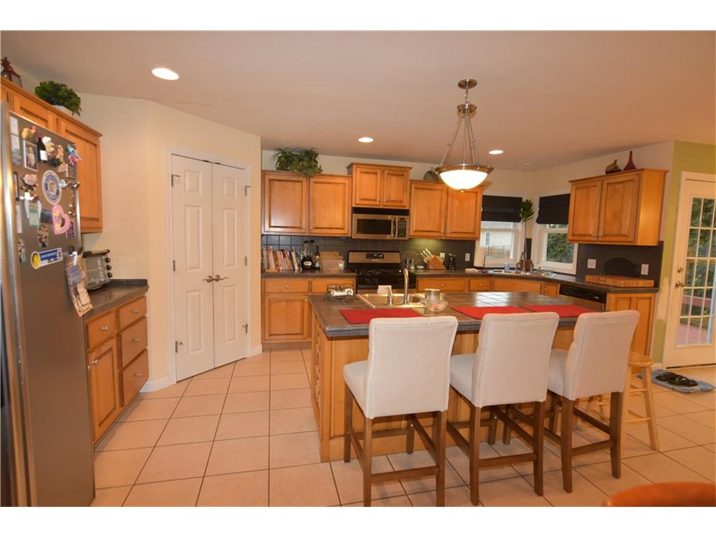 4405 Red Hawk Court, Columbus, IN 47203