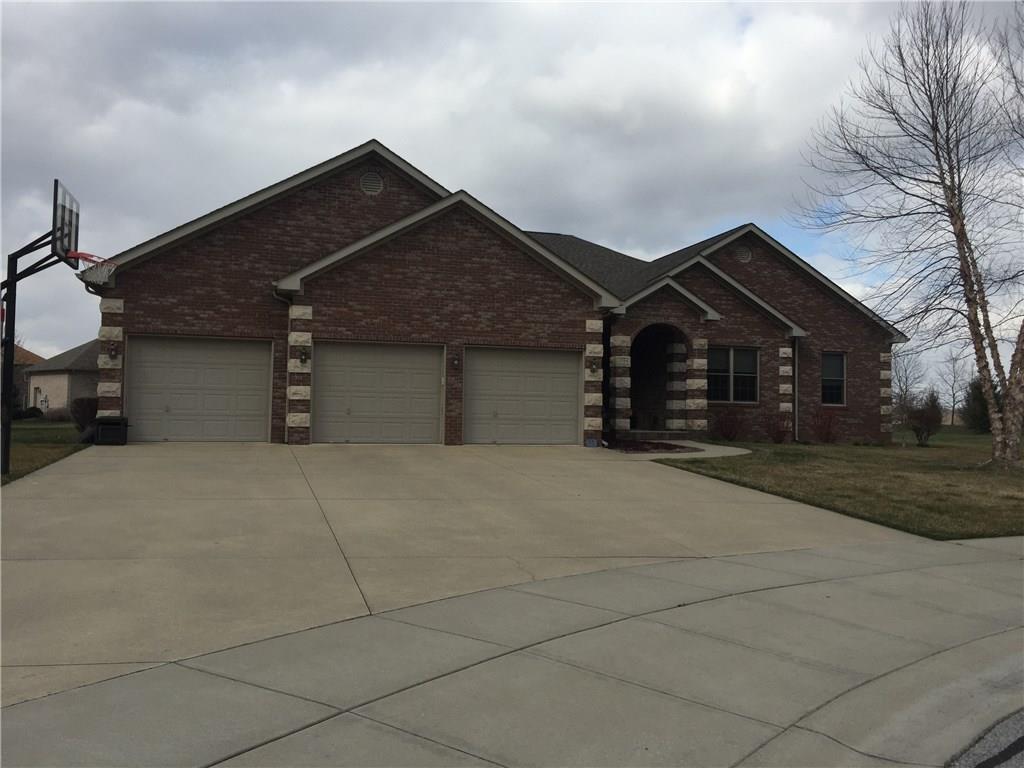 3864 Heritage Court, Columbus, IN 47203