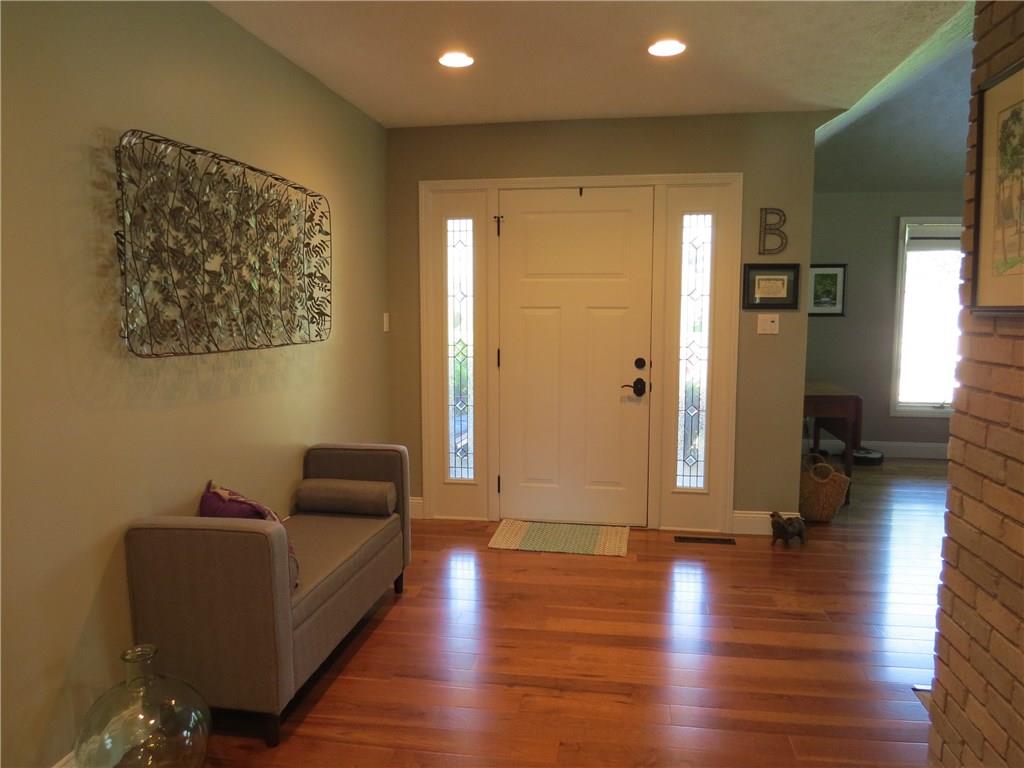4311 Bunting Lane, Columbus, IN 47203