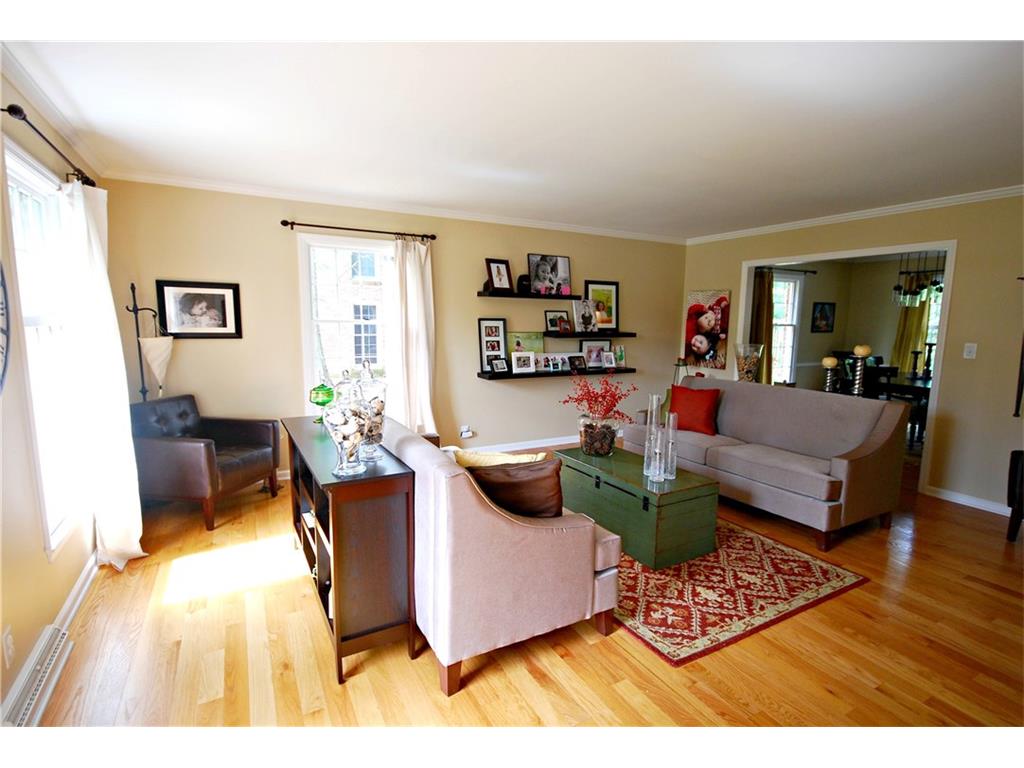 4410 North Riverside Drive, Columbus, IN 47203