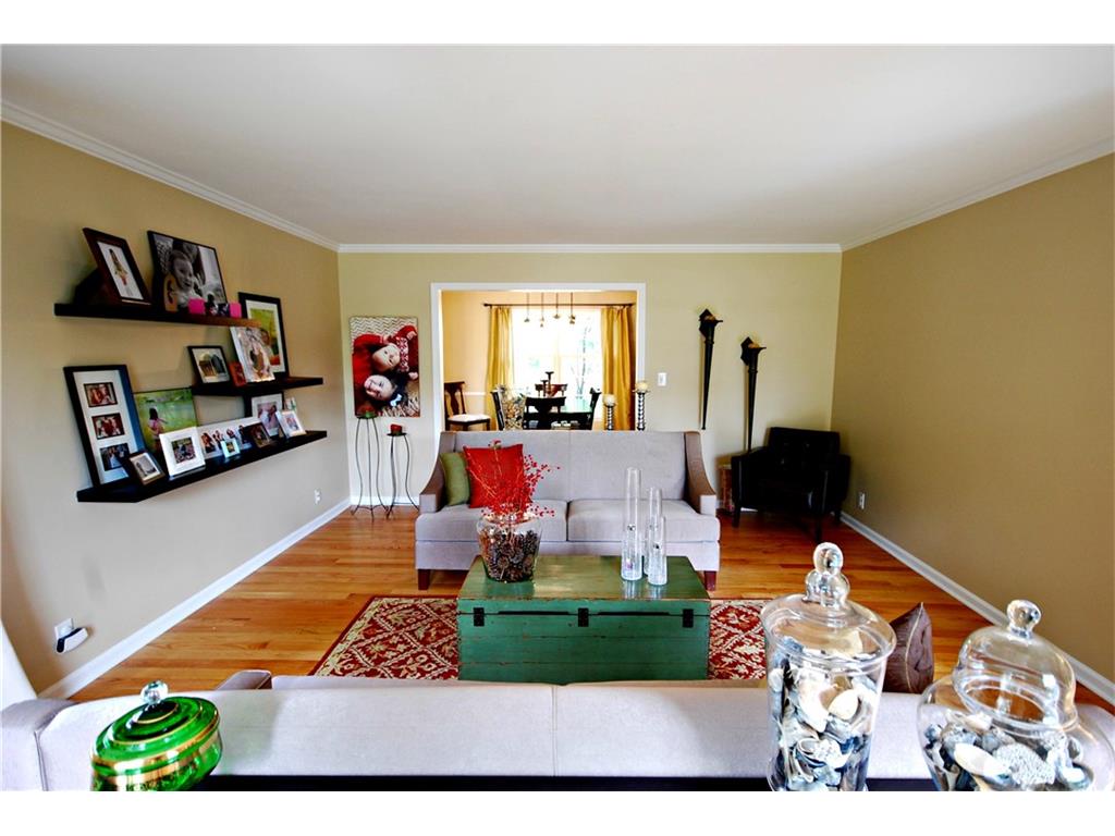 4410 North Riverside Drive, Columbus, IN 47203