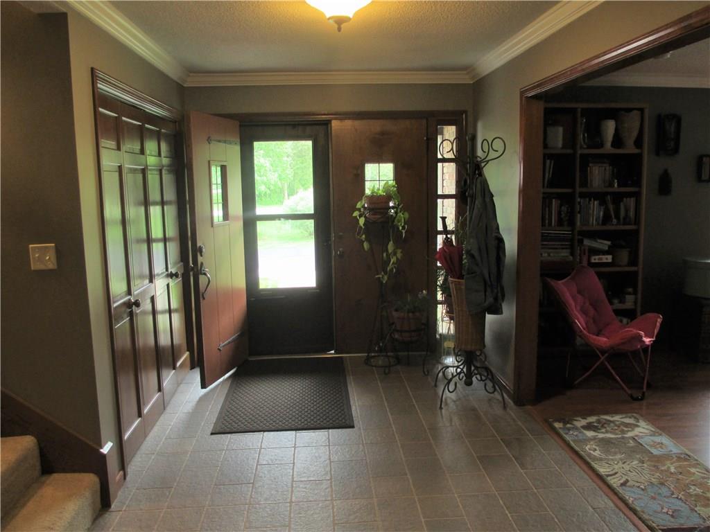 3402 North Meadow Drive, Hope, IN 47246