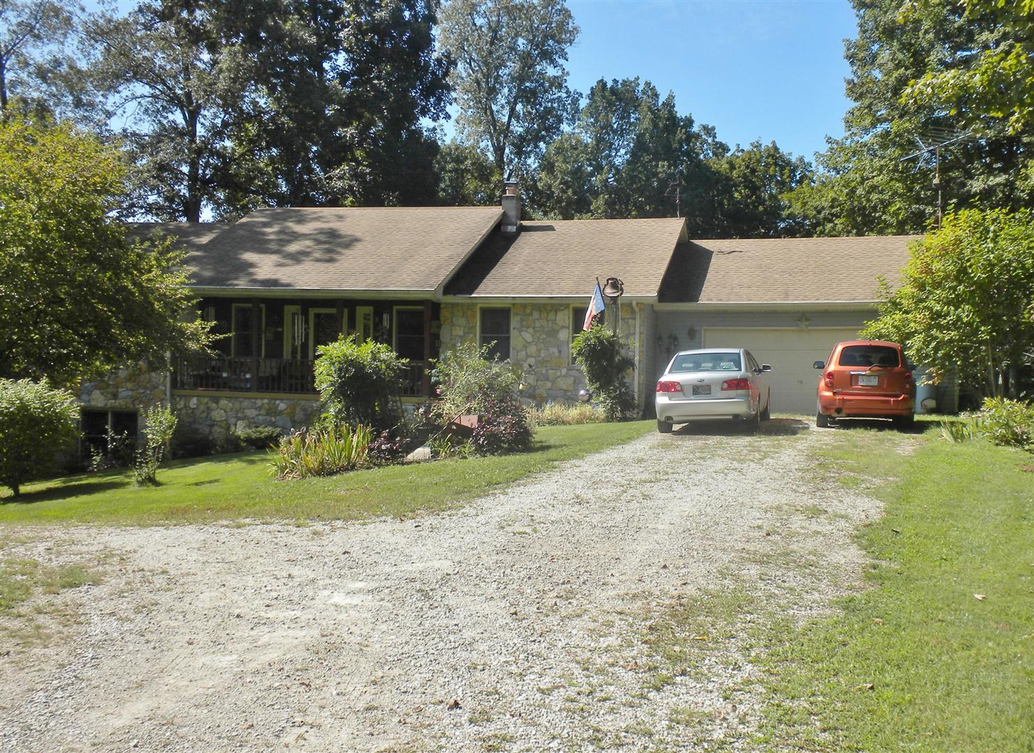 1585 W County Rd 60 S, North Vernon, IN 47265