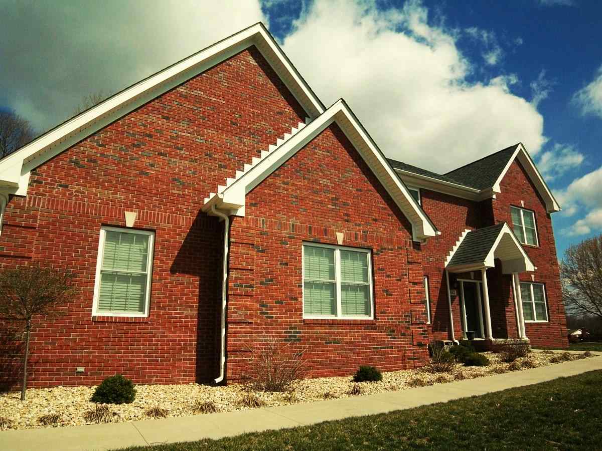 643 Whitier Drive, Seymour, IN 47274