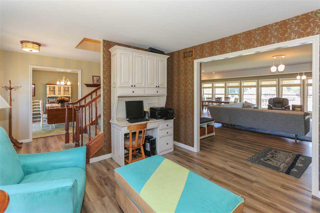 661 WHITTIER DR, Seymour, IN 47274