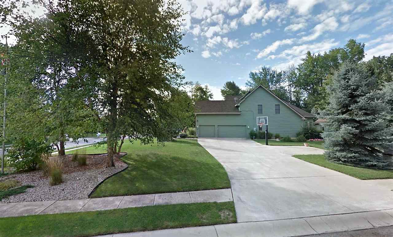 5817 N Cedar Springs, Muncie, IN 47304