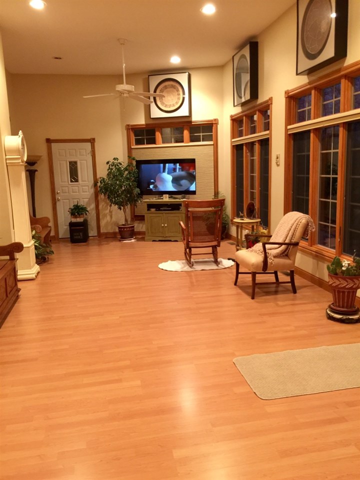 5817 N Cedar Springs, Muncie, IN 47304