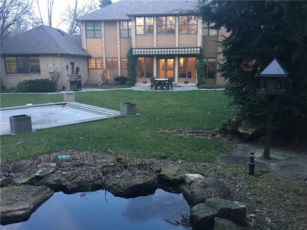 209 North Timber Ridge Court, Muncie, IN 47304