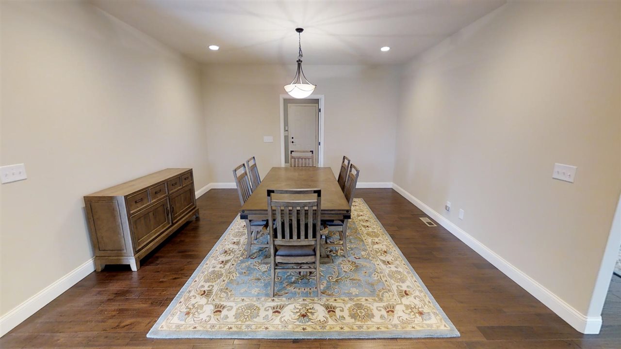 5110 N Shadow Oak Run, Muncie, IN 47304