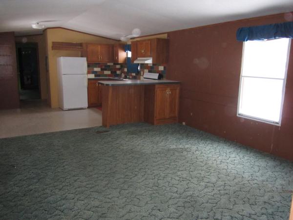Crestwood Mobile Home Community 30 crestwood drMiddletown, IN 47356