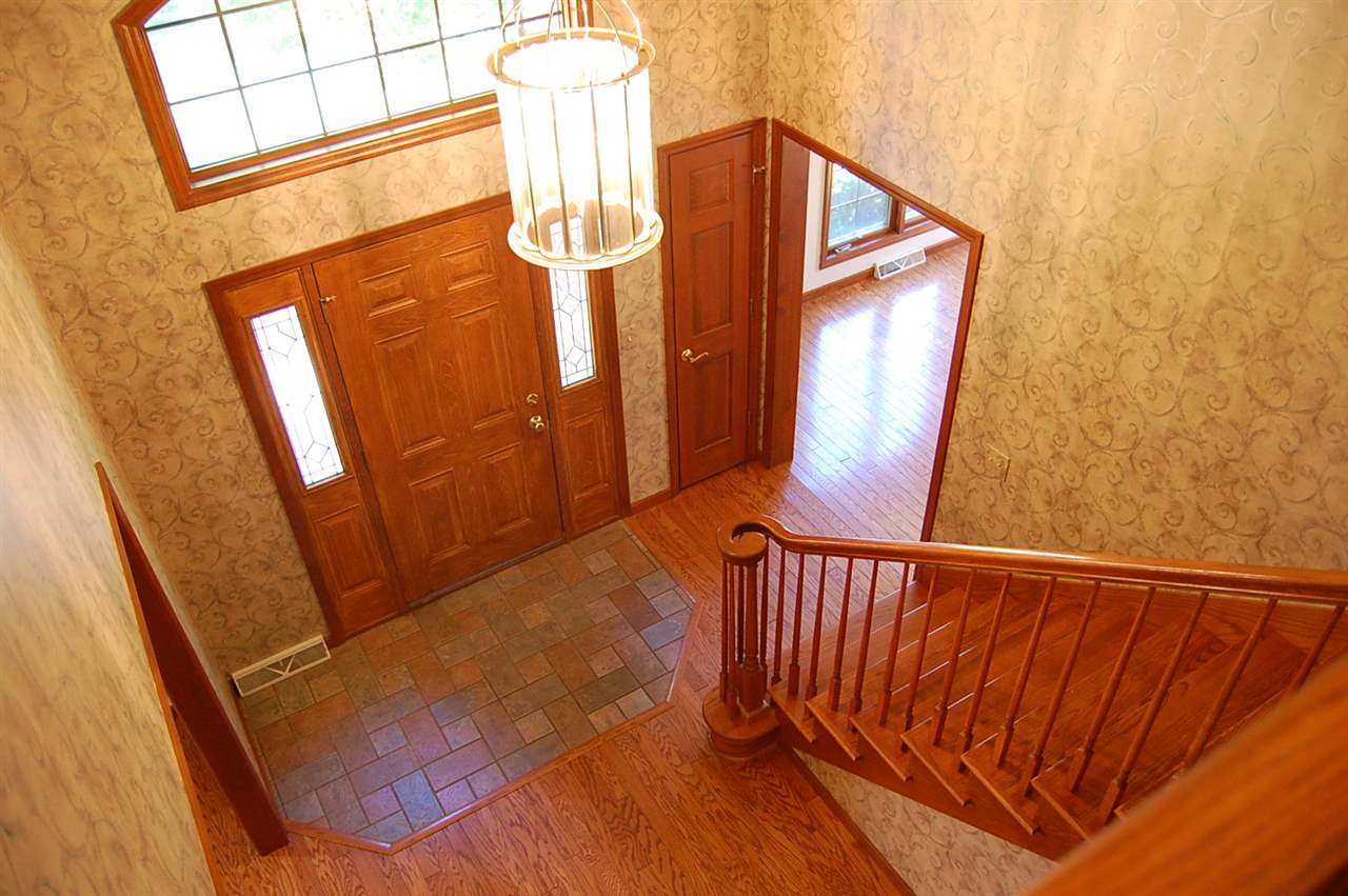 3333 Bishops Gate Drive, Richmond, IN 47374