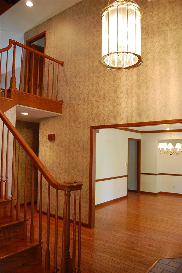 3333 Bishops Gate Drive, Richmond, IN 47374