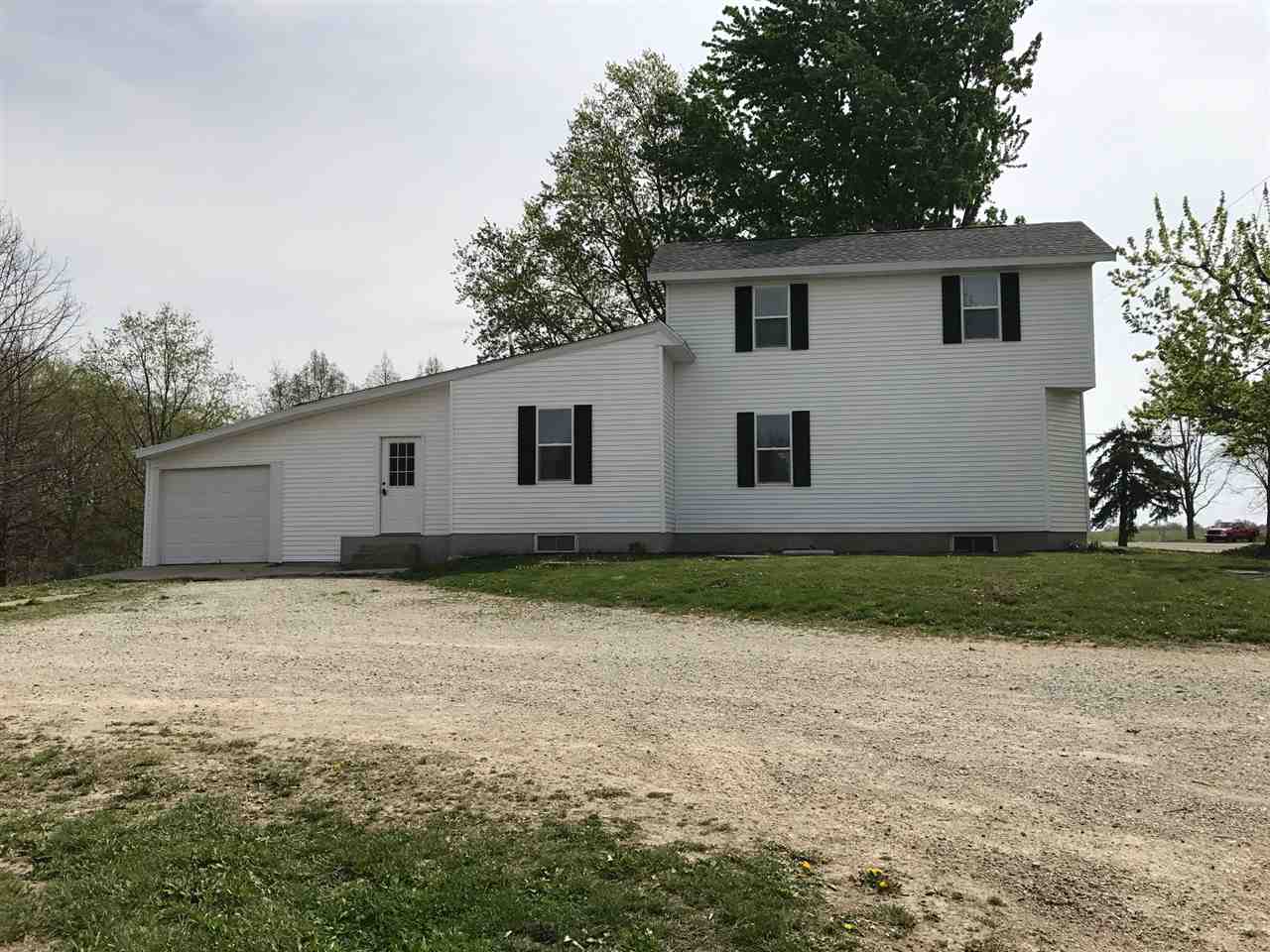 9606 US 40, Centerville, IN 47374