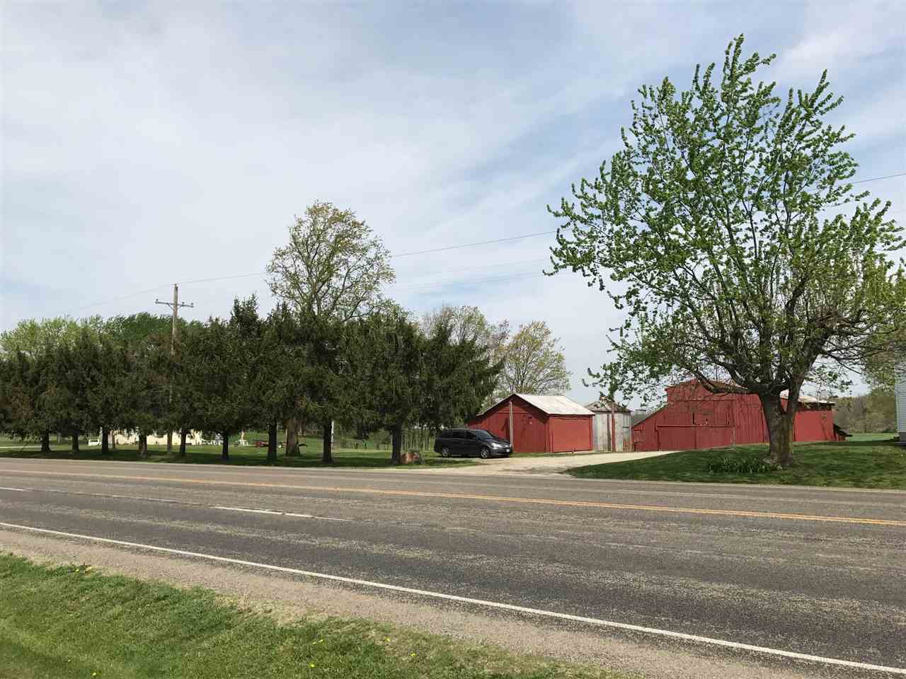 9606 US 40, Centerville, IN 47374