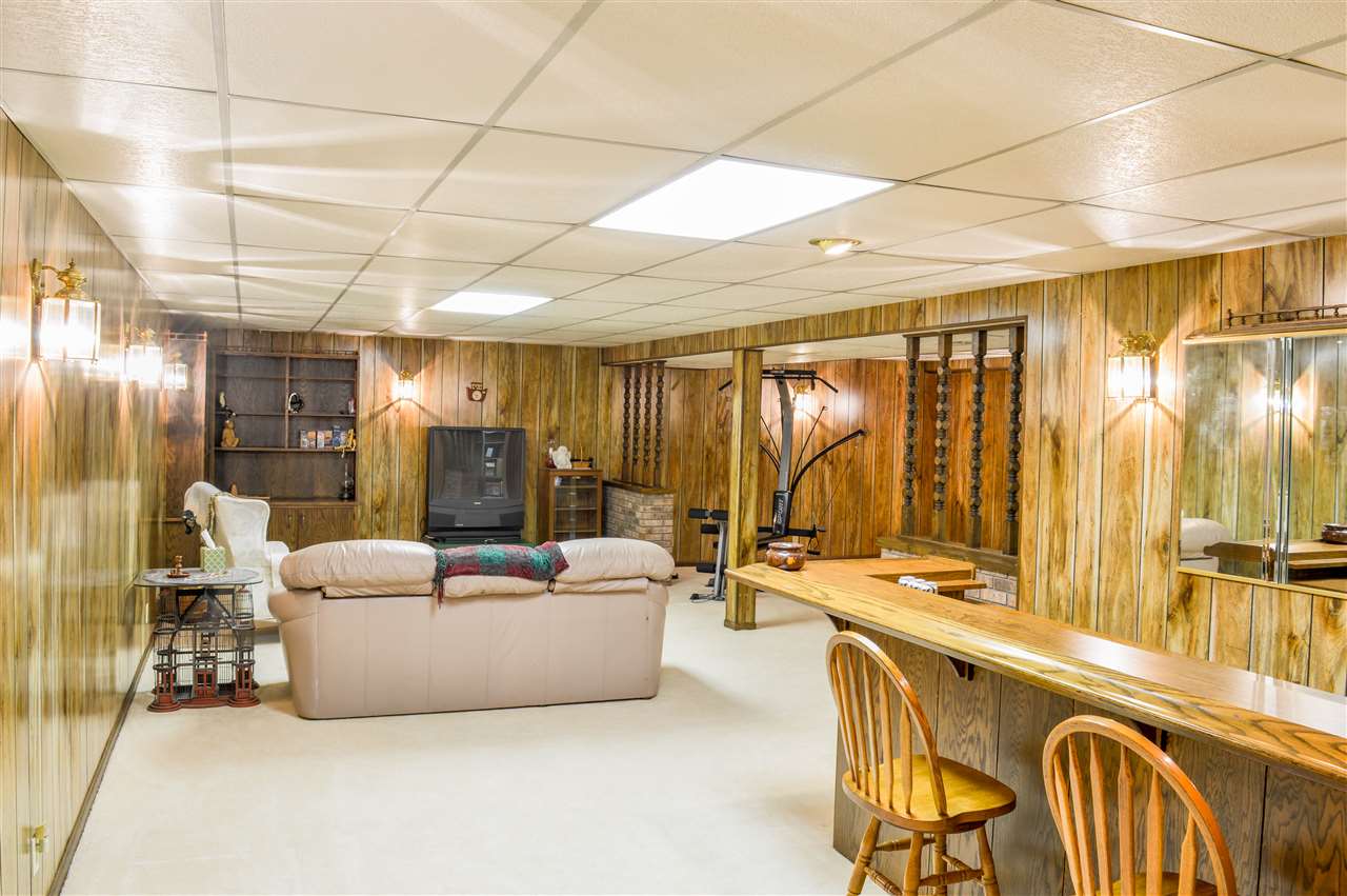13330 W SR 32, Yorktown, IN 47396