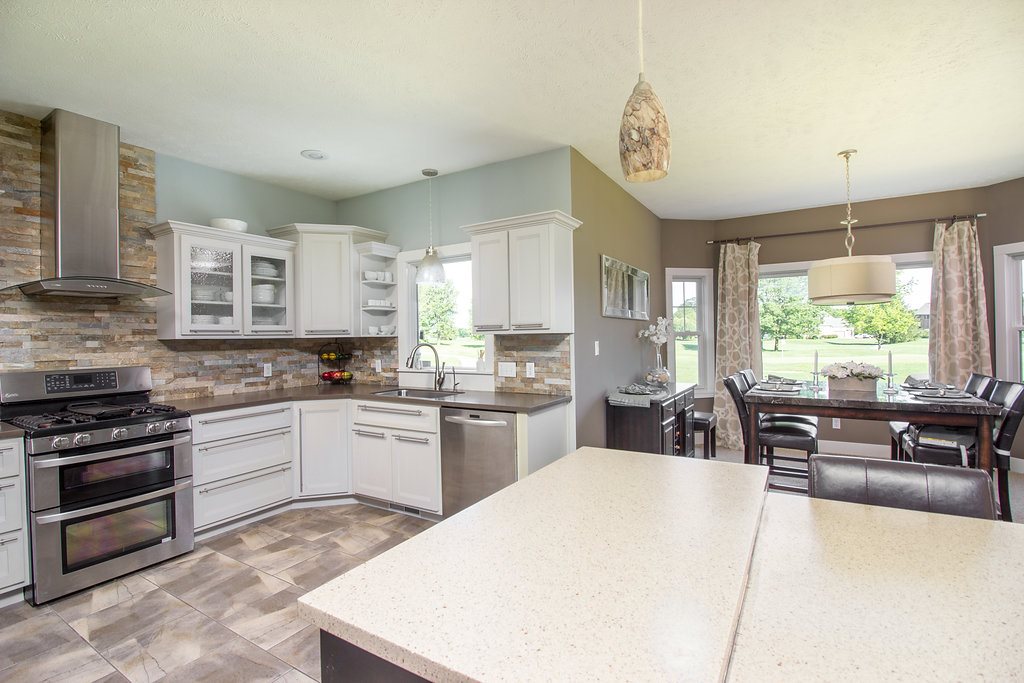 6700 W St Andrews Avenue, Yorktown, IN 47396