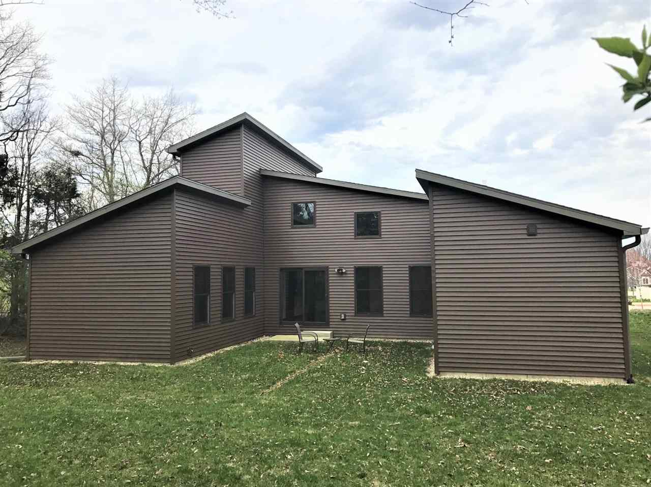 983 S Mary Beth, Bloomington, IN 47401