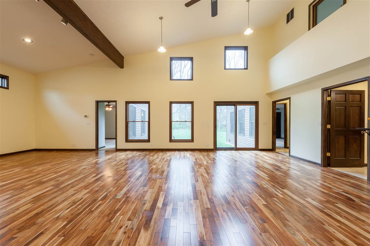 983 S Mary Beth, Bloomington, IN 47401