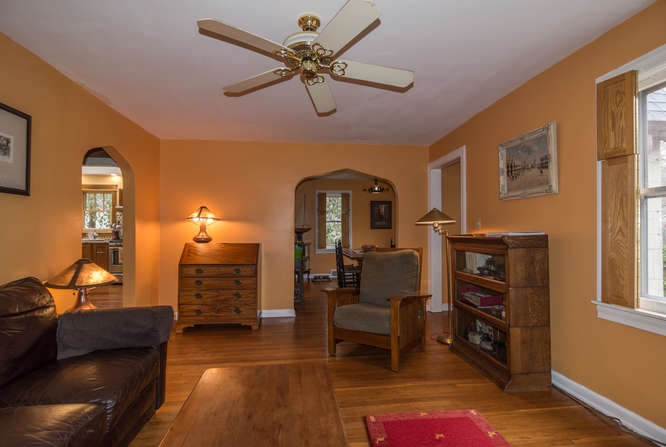 1800 E Maxwell, Bloomington, IN 47401