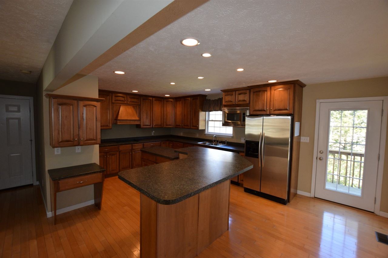 8283 S Mackenzie, Bloomington, IN 47401