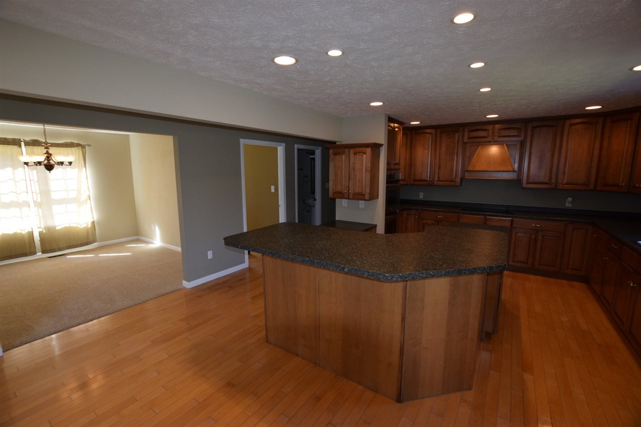 8283 S Mackenzie, Bloomington, IN 47401