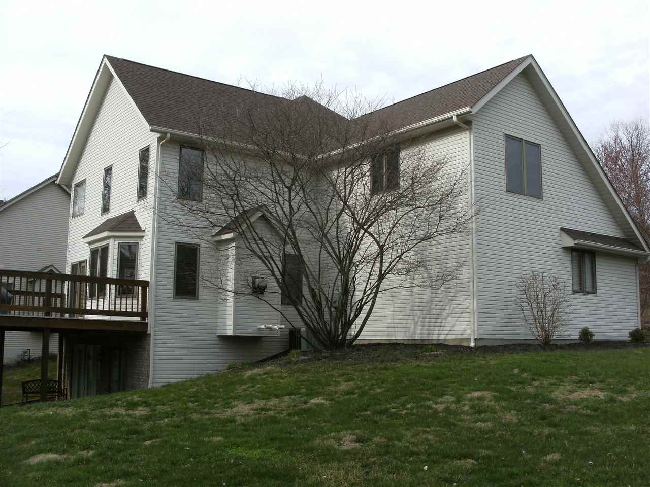 2916 S Kings, Bloomington, IN 47401
