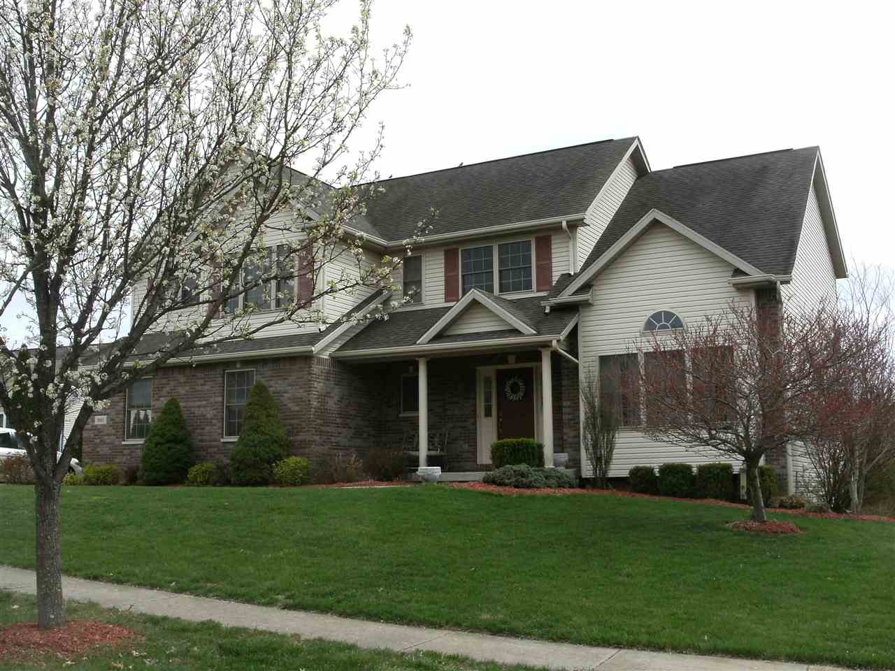 2512 E Caray, Bloomington, IN 47401