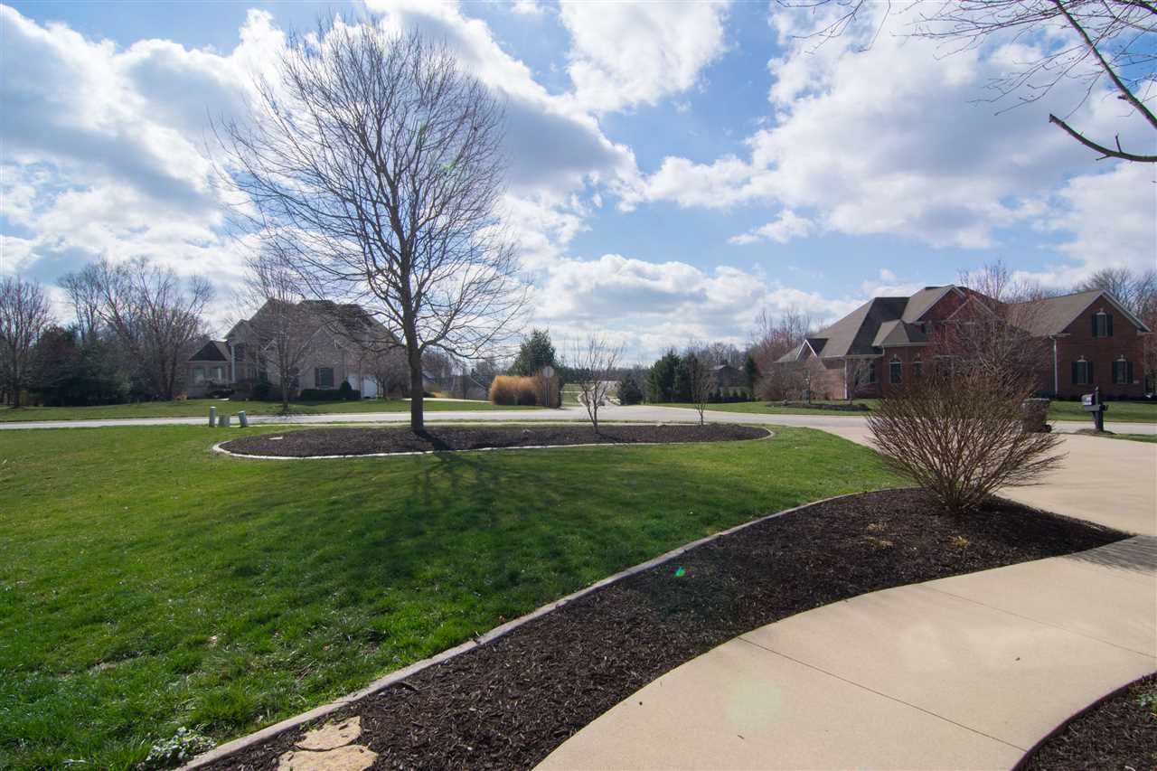 2645 E Ciana Court, Bloomington, IN 47401