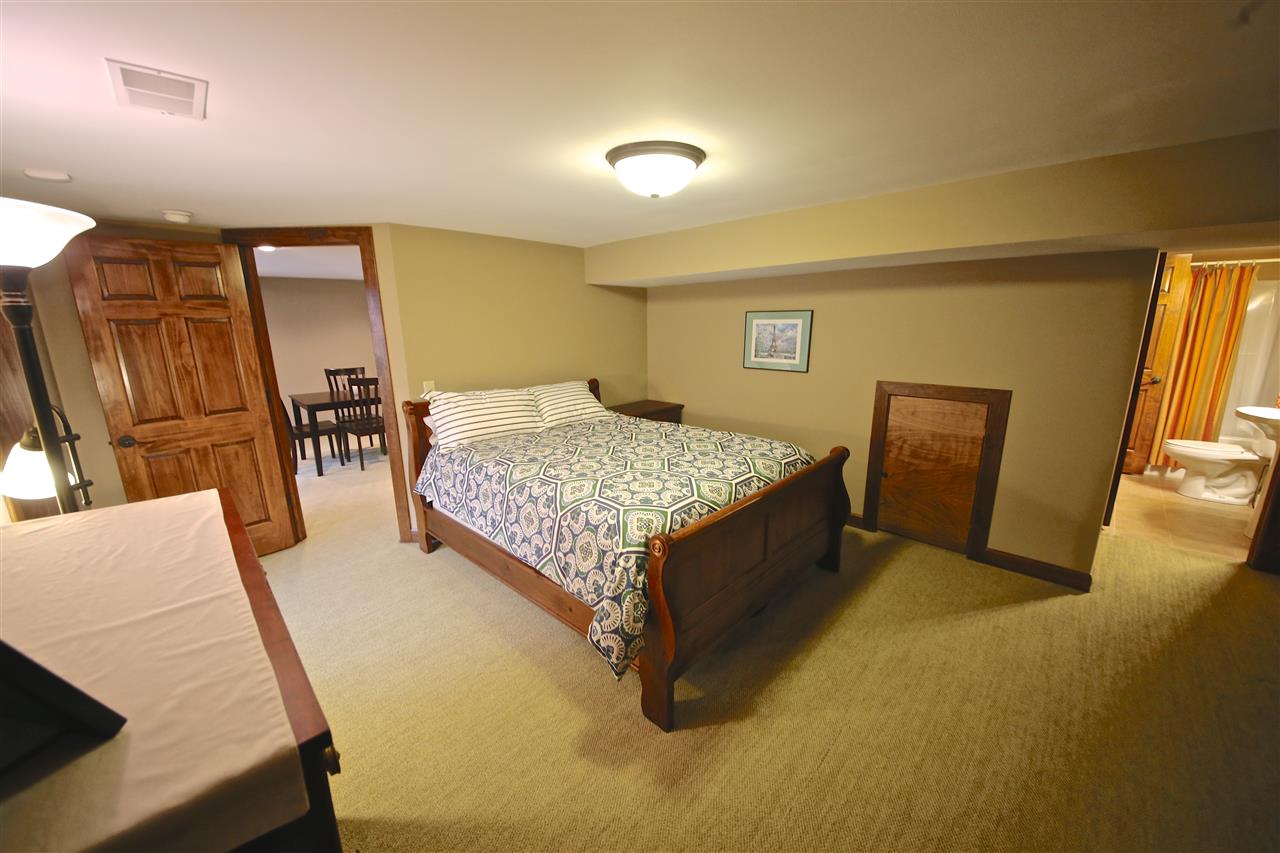 7150 E Pine Grove, Bloomington, IN 47401