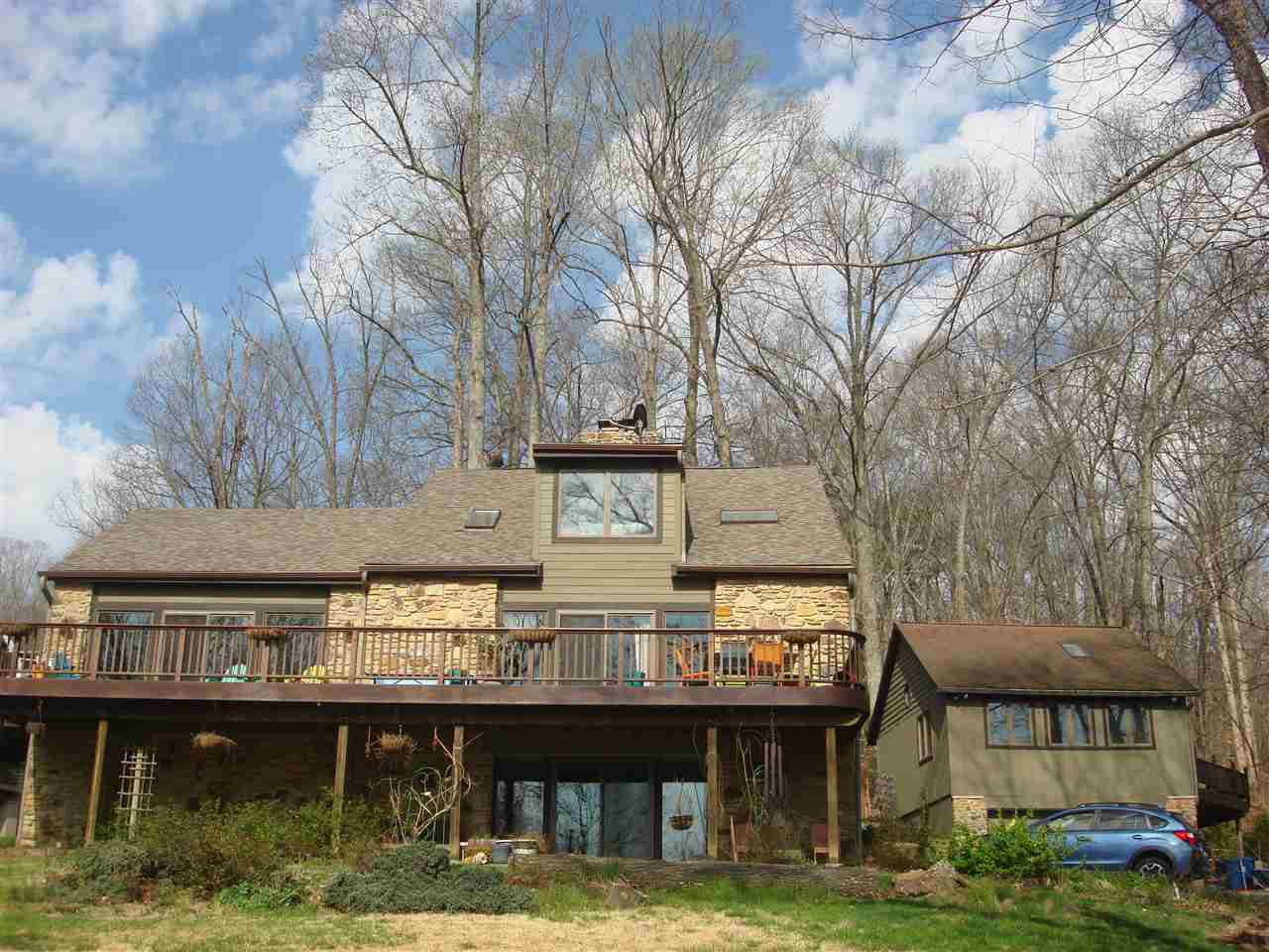 3735 E Cleve Butcher, Bloomington, IN 47401