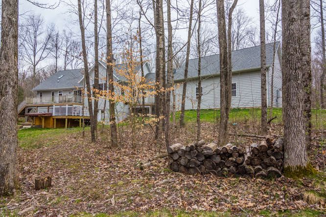 4889 S Nature, Bloomington, IN 47401