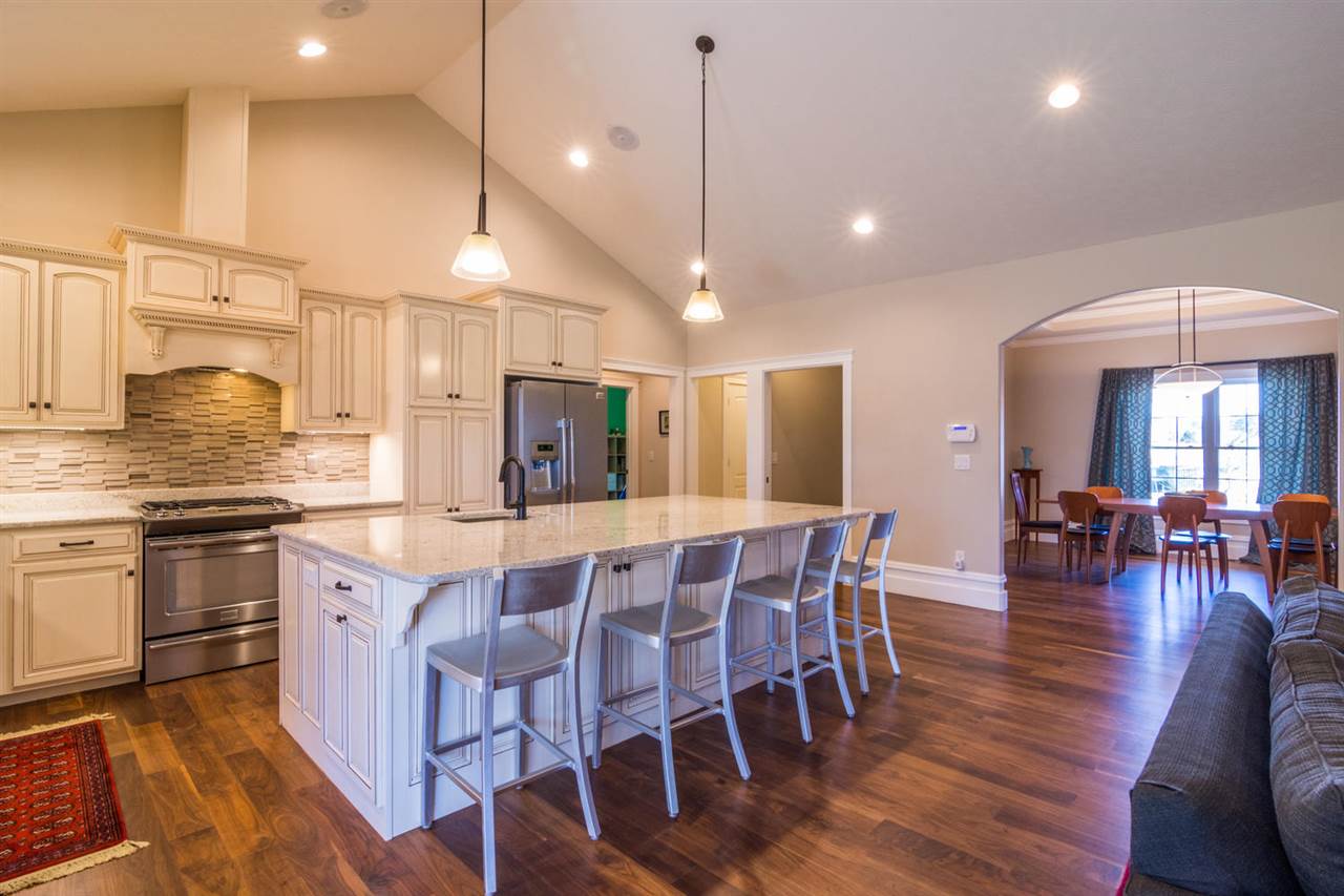2900 E Kylie, Bloomington, IN 47401