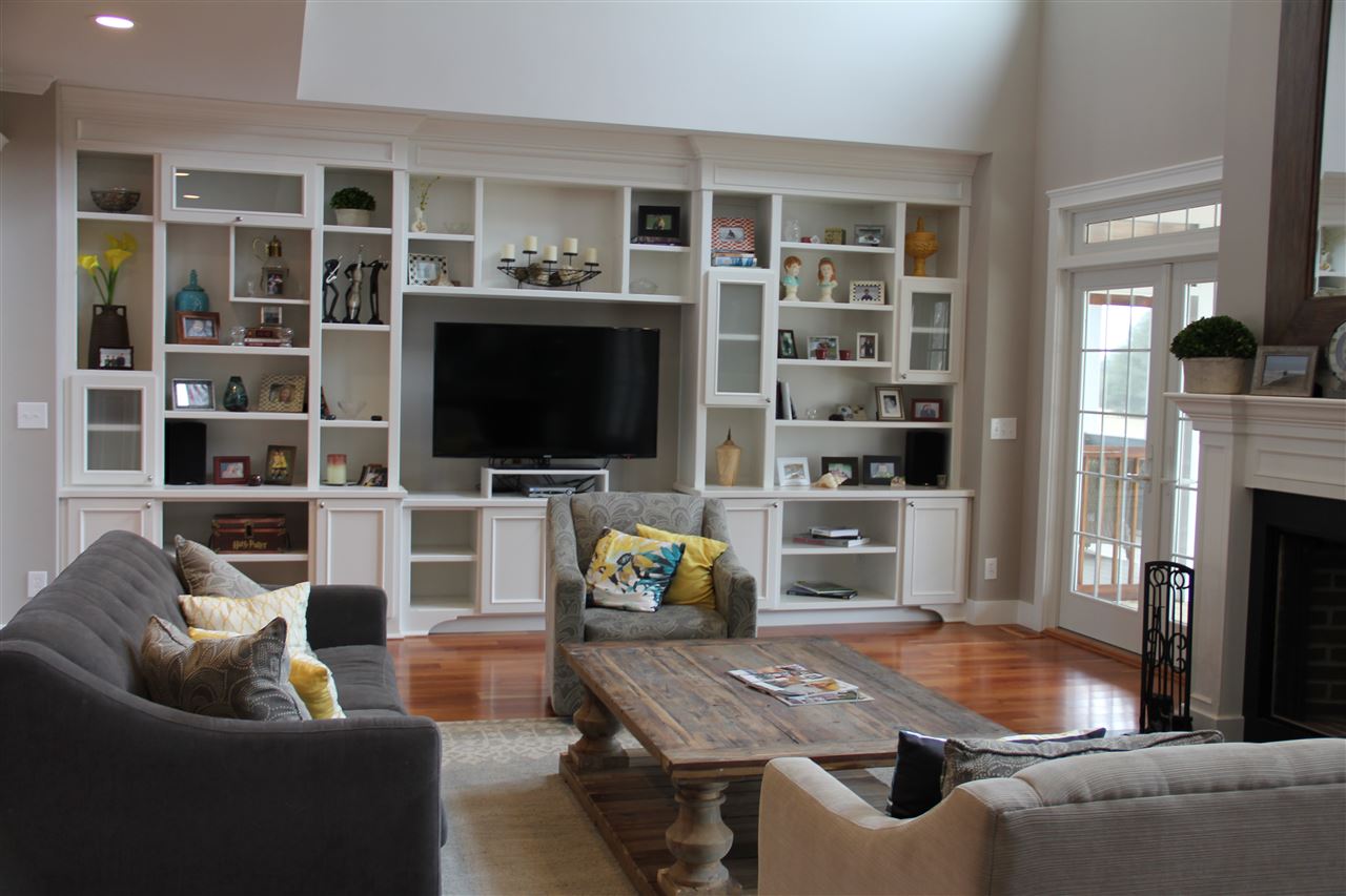 3949 E Larry Wayne, Bloomington, IN 47401